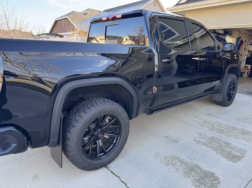 GMC-1500-AT4X-1.webp