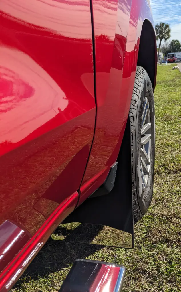 Chevy Colorado Front drill‑less mud flaps, 2023 – Current