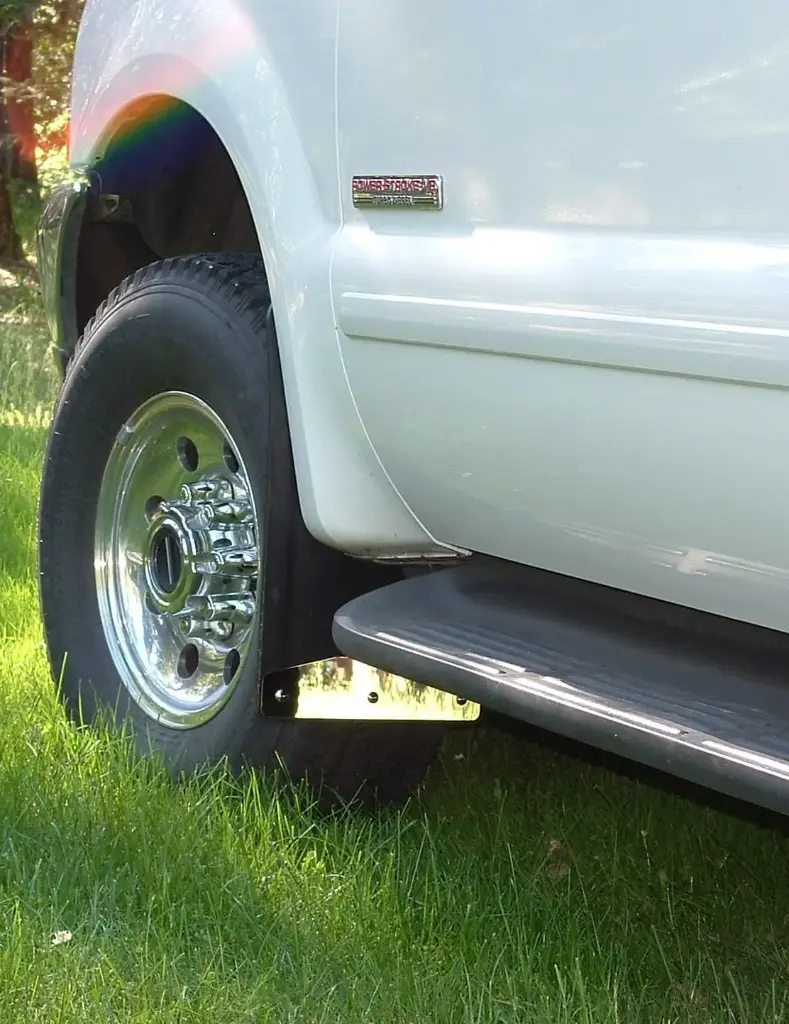 Ford F250/350/450 Front drill‑less mud flaps, 1999 – 2007
