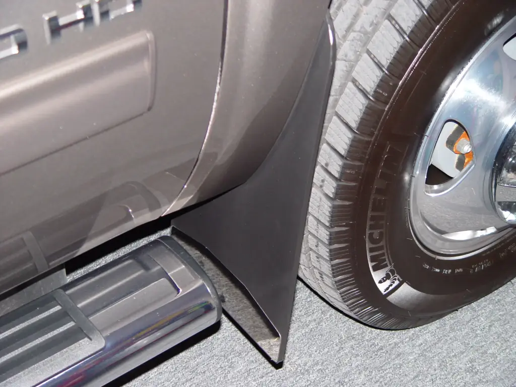 Chevy 3500 Dually Front drill‑less mud flaps, 2007.5 – 2014