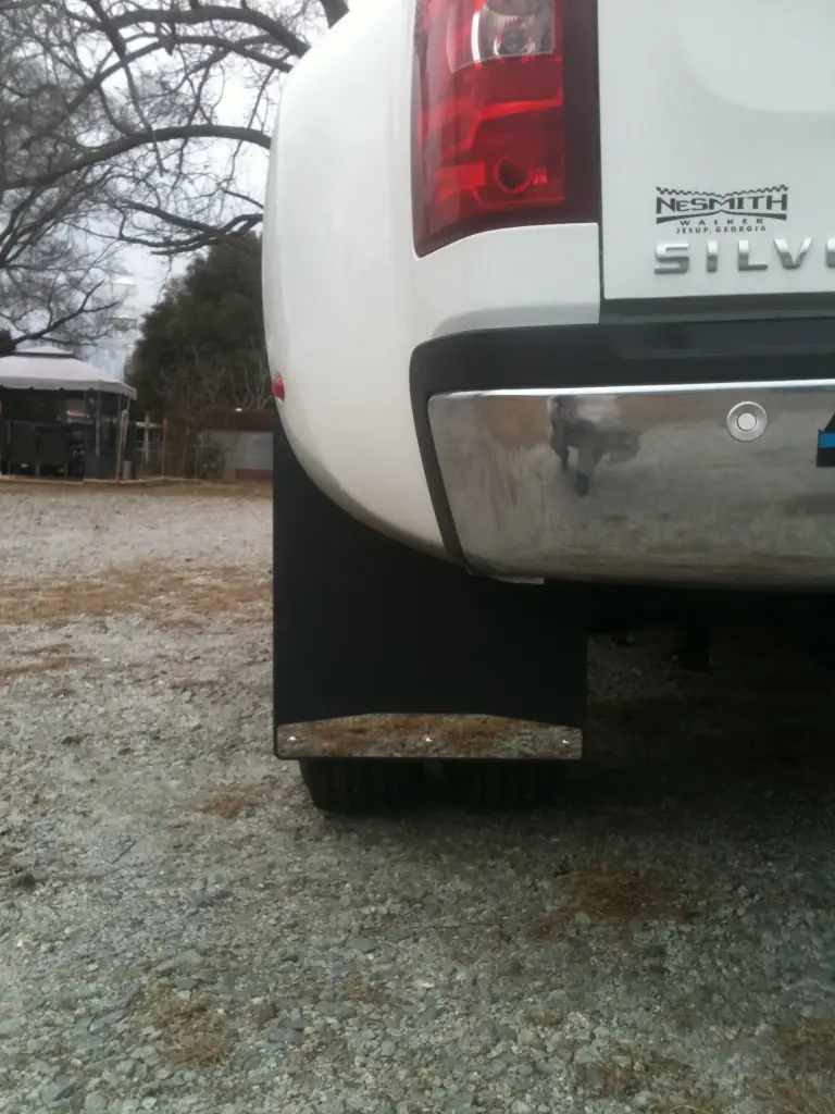 Chevy/GMC 3500 Rear drill‑less mud flaps, 2007.5 – 2014, dually