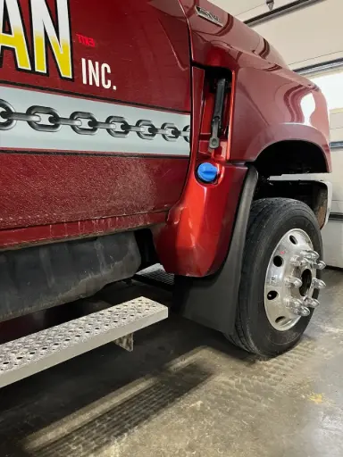 [009328] Chevy 4500/5500/6500 Front drill‑less mud flaps, 2019‑current