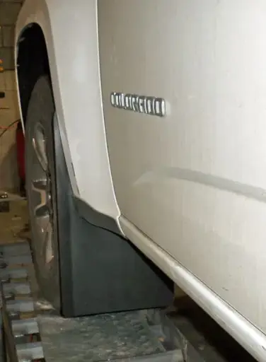 [009391] Chevy Colorado/GMC Canyon Front drill‑less mud flaps, 2015 – 2022