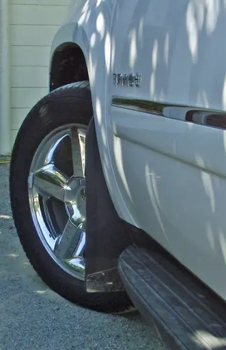 [008897] Chevy/GMC SUV Front drill‑less mud flaps, 2007 – 2014  